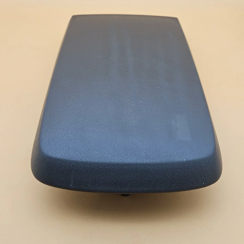 2002-2005 Ford Explorer Gray Center Console Lid Vinyl Armrest Assembly OEM